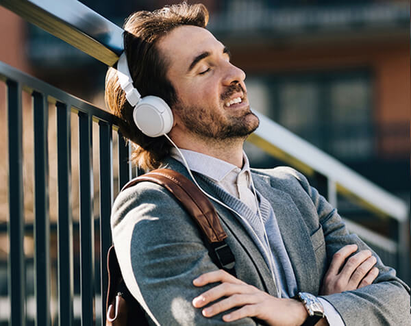 60/60-Regel als Richtwert für gefahrlosen Musikgenuss über Kopfhörer